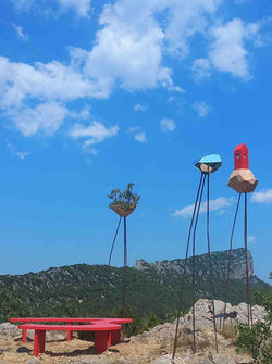 parcoursartcontemporain-picstloup-anatolienne-oeuvreinsitu