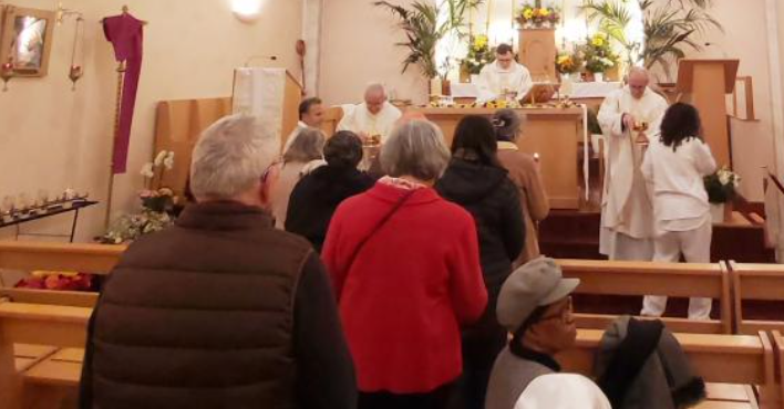 Jeudi Saint, le 2 avril 2026 - Messe de la Cène du Seigneur et rite du Mandatum, bénédiction du Saint-Sacrement sous les deux espèces et adoration devant le Reposoir.