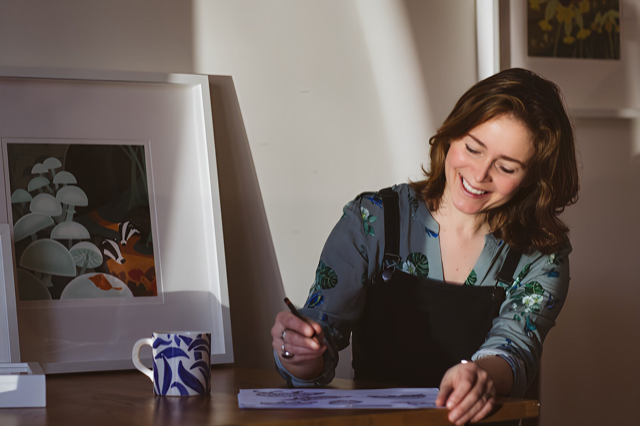 Illustrator photo of Rachel Hudson.
