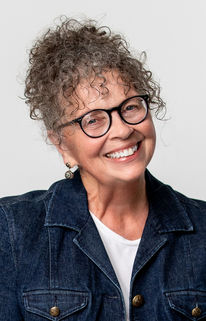The Picture Book Buzz - Interview with Karen Henry Clark, Review of Library Girl, and Giveaway