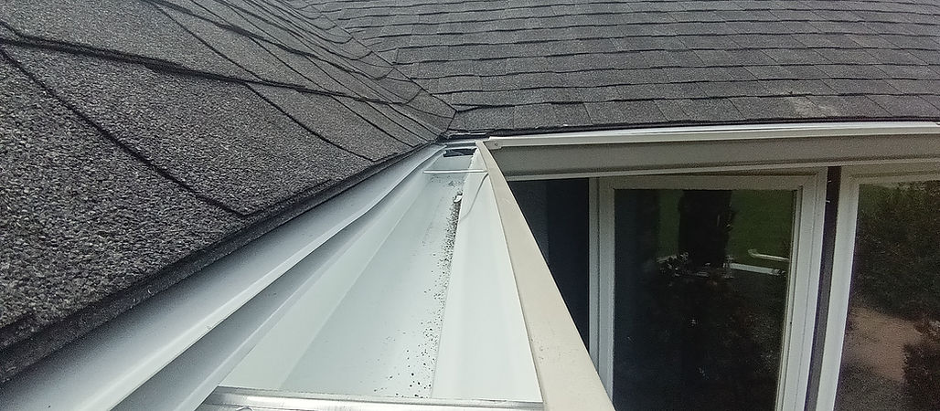 inside of clean seamless gutter