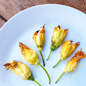 Kürbis- und Zucchettiblüten in der Küche