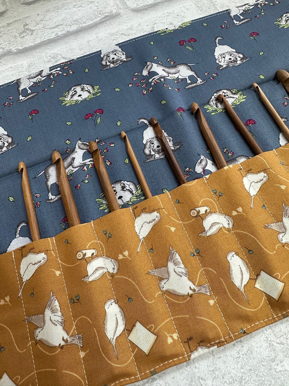 Thumbnail: Crochet Hook Roll