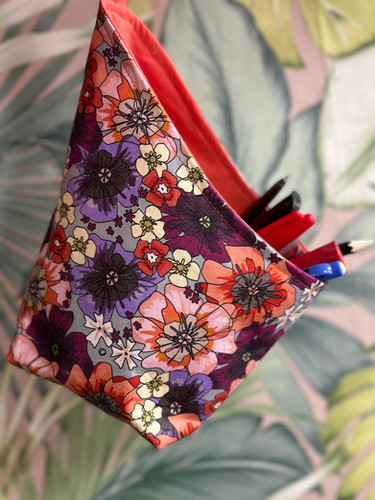 Project Download -Hanging Pod | Knit & Stitch