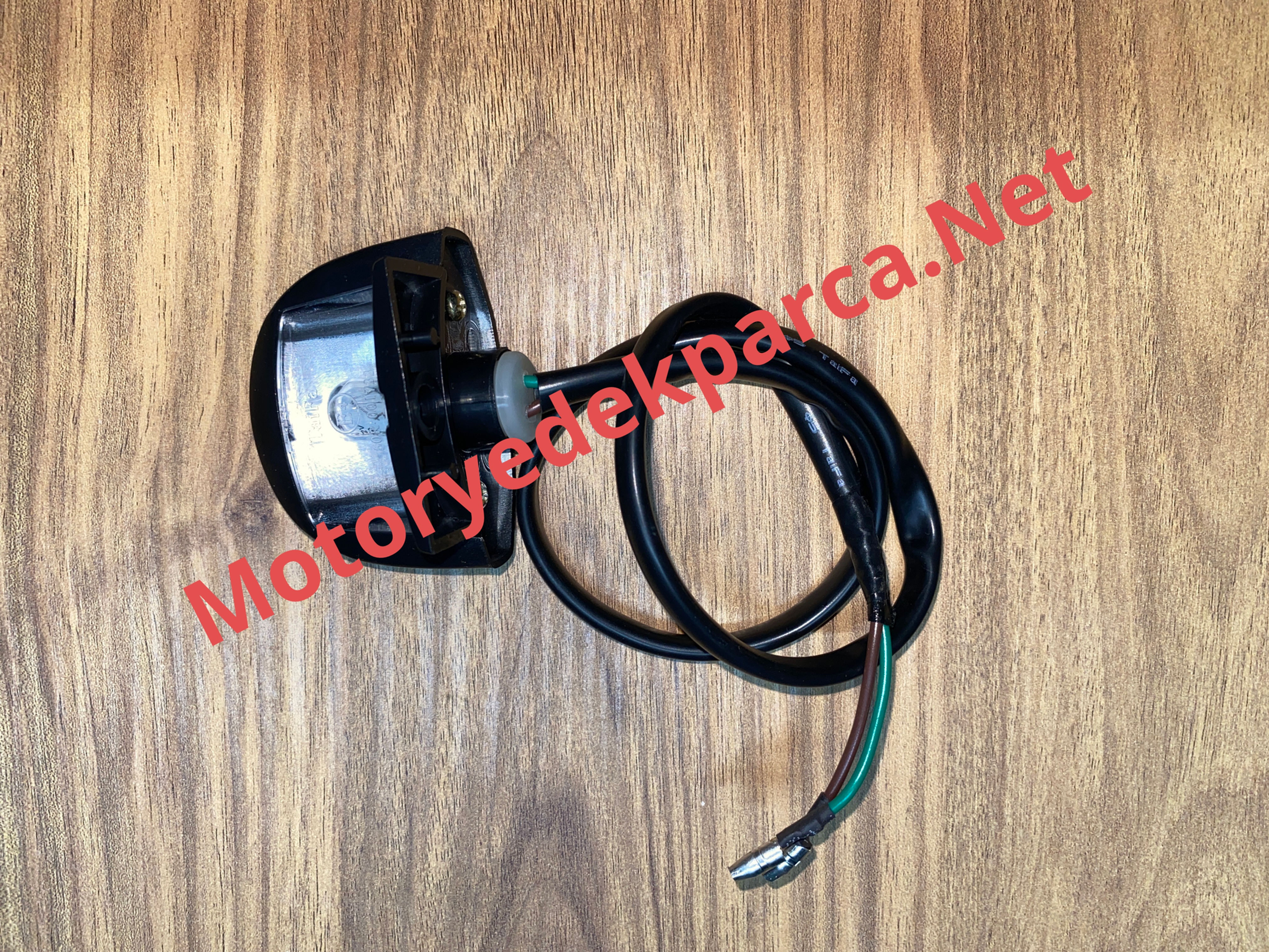 YUKİ LEGEND PLAKA LAMBASI