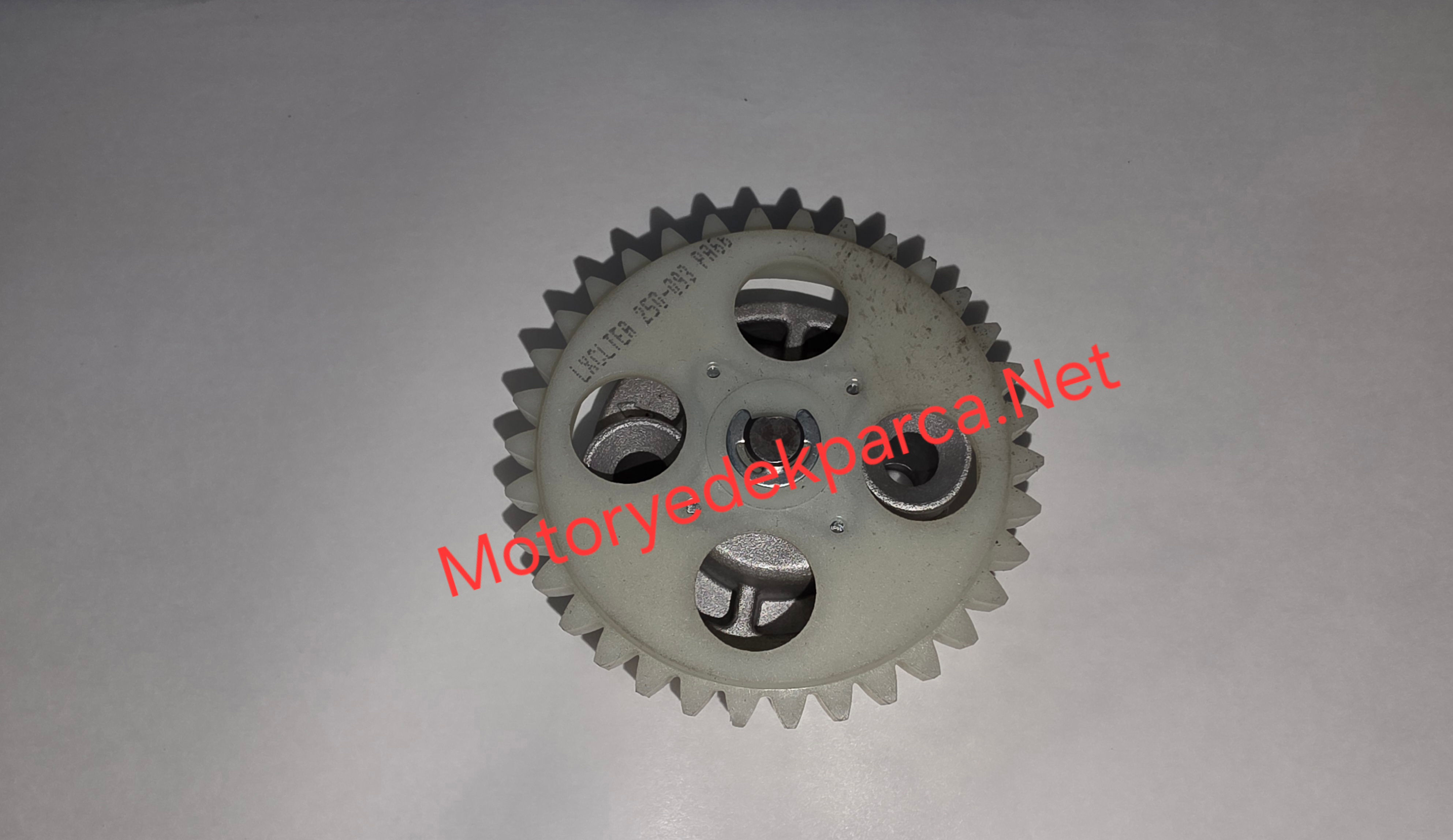 YUKİ TEKKEN 125 YAĞ POMPASI