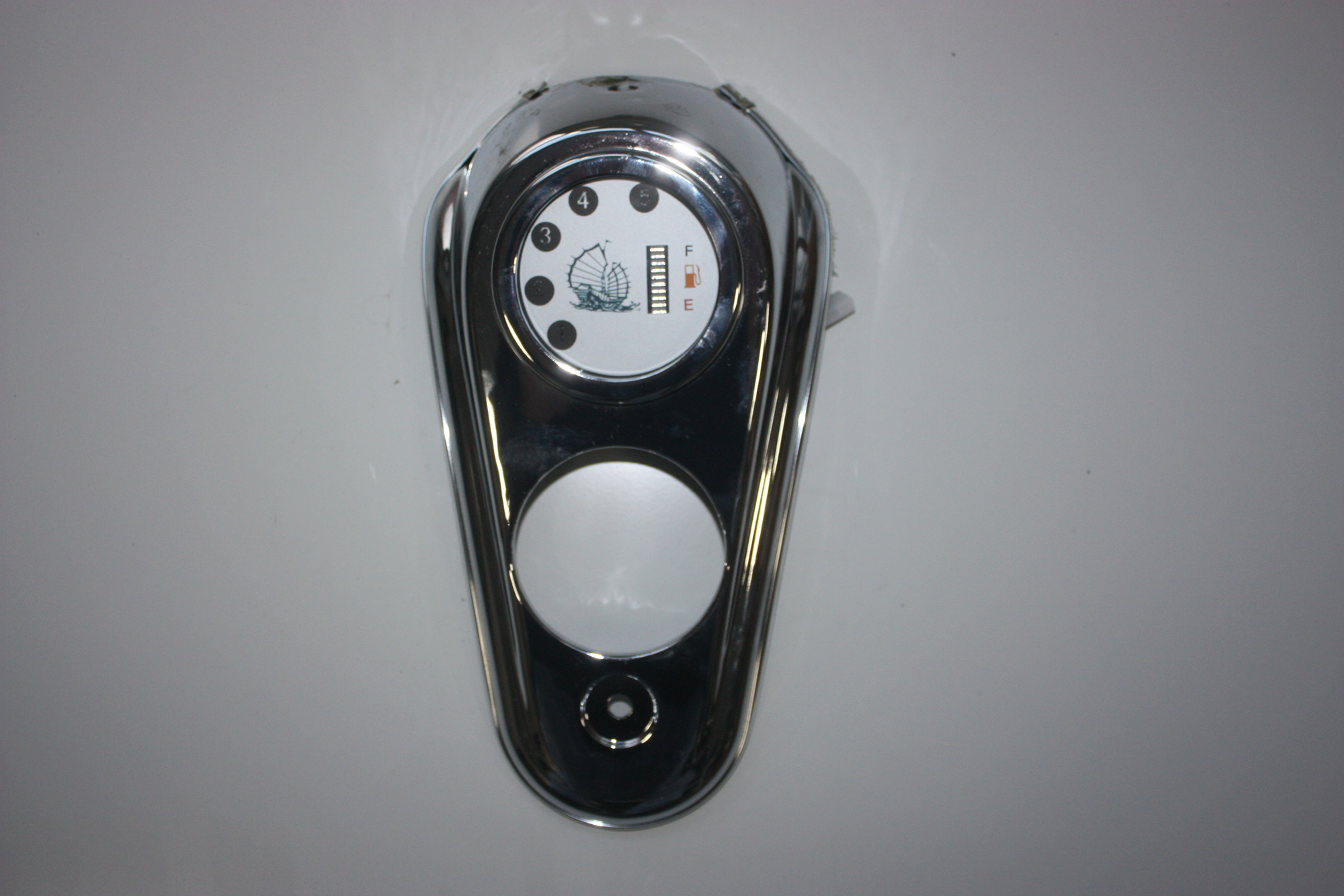 TİTUS BENZİN GÖSTERGESİ