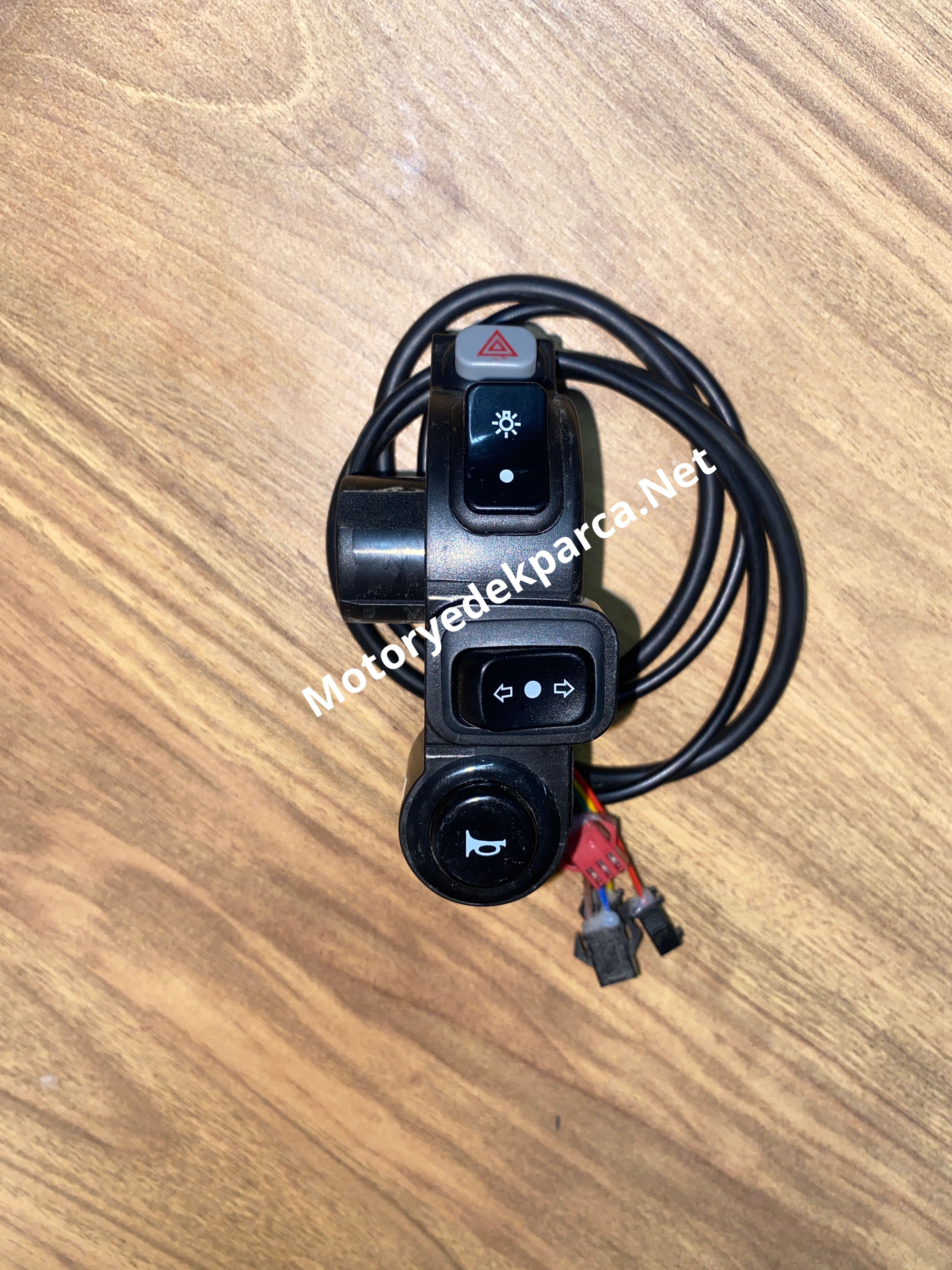 YUKI PONY-X SOL DÜĞME BUTONU 