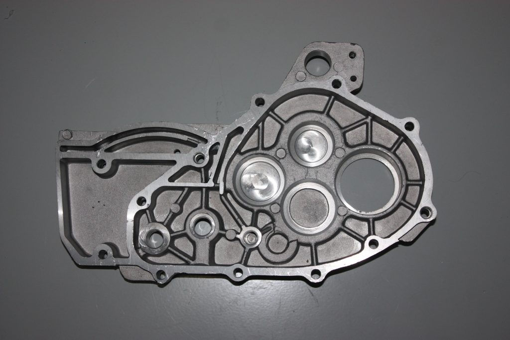 ATV150 VİTES KUTUSU SAĞ KAPAK