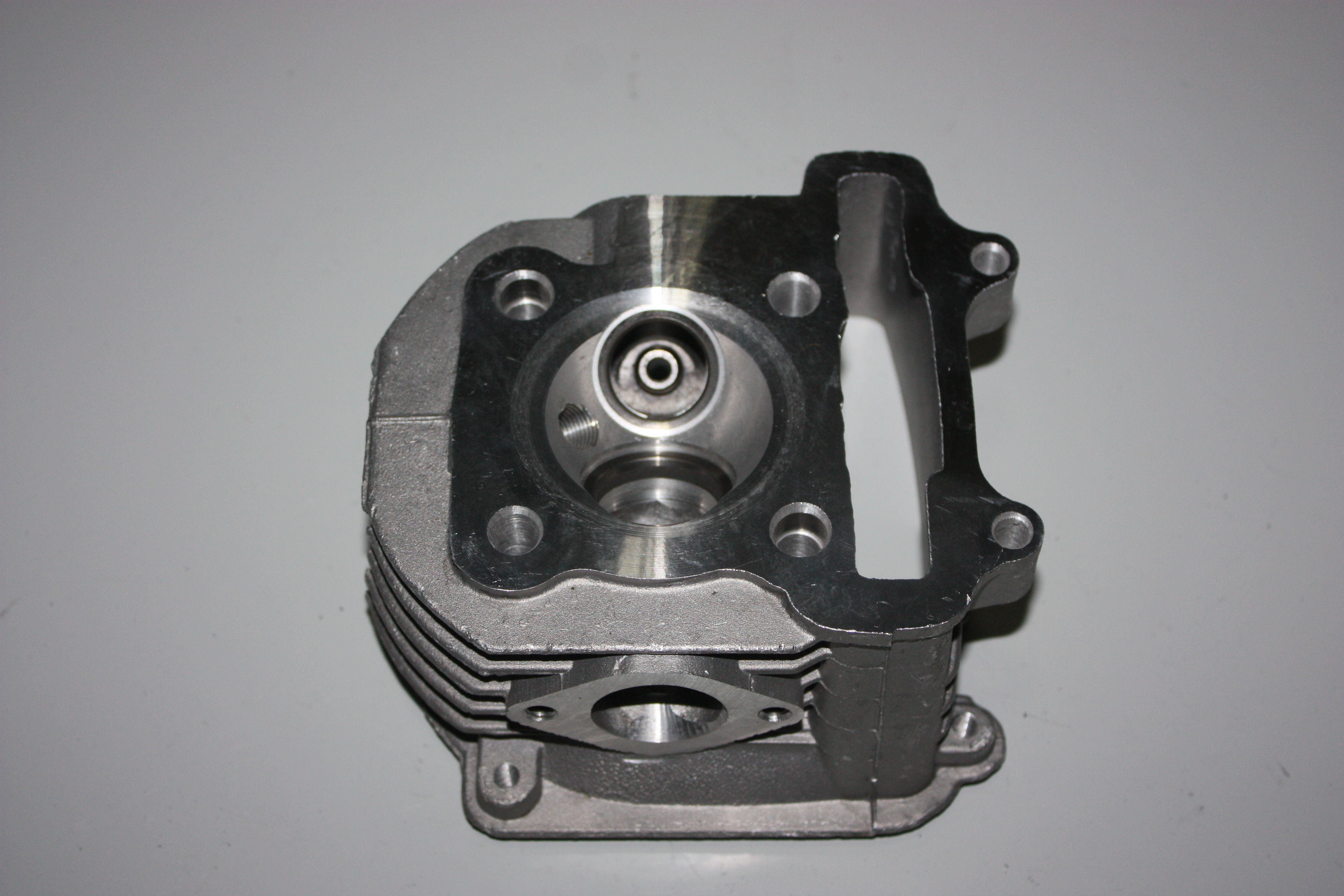 YB150T-15 SİLİNDİR ÜST KAPAK