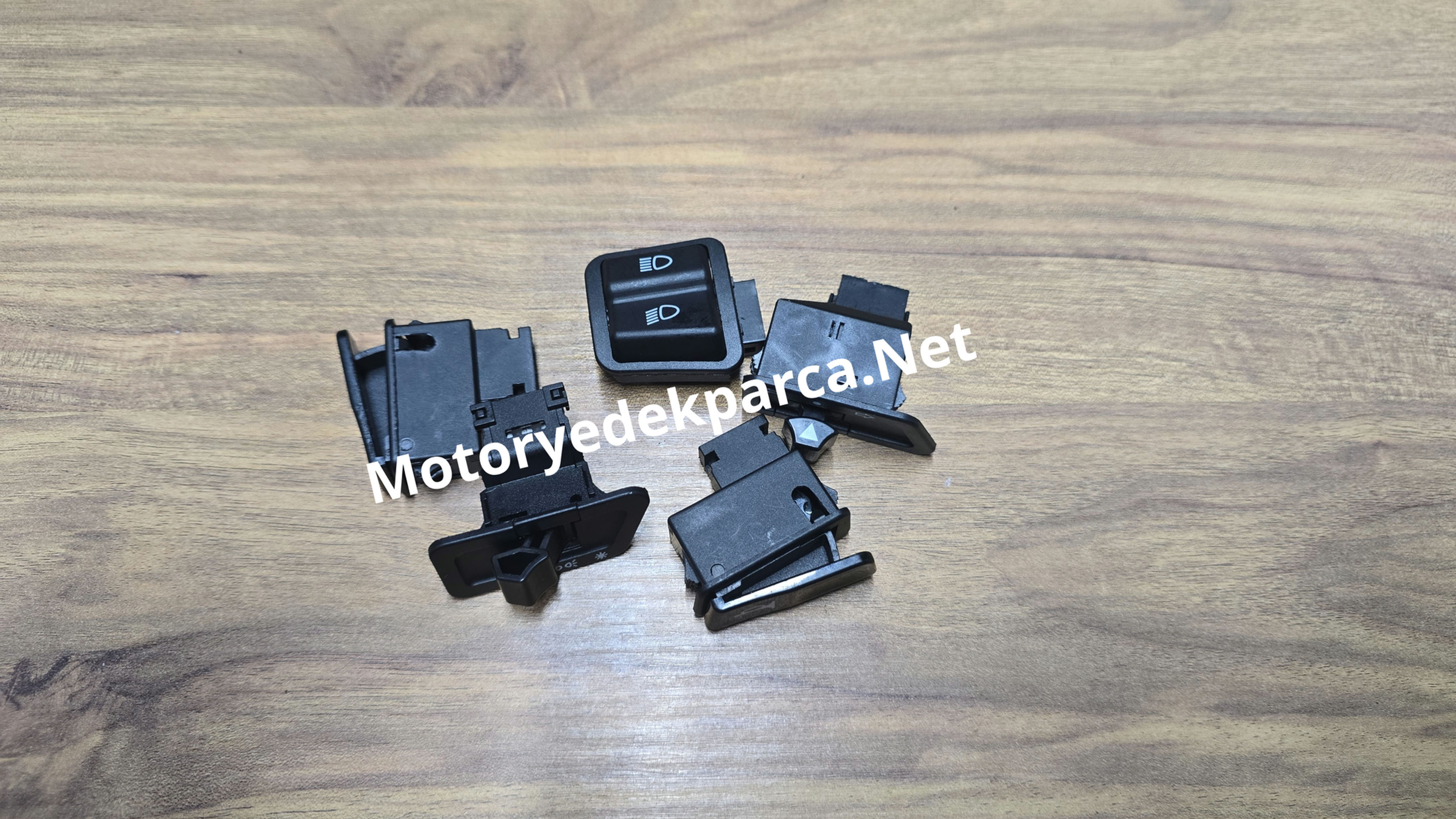 YUKİ WINDY DÜĞME SET