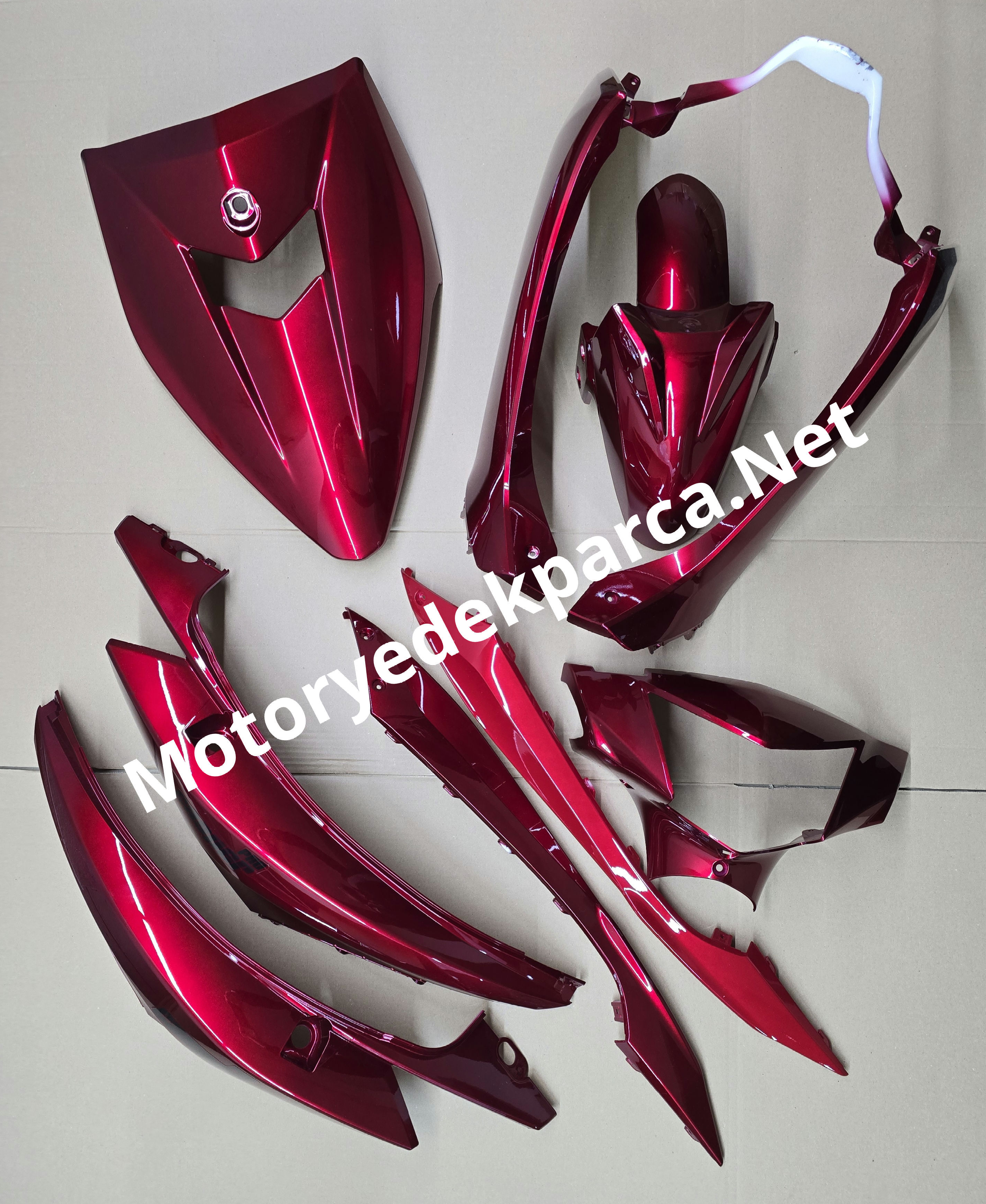 YUKI CASPER KAPORTA SET