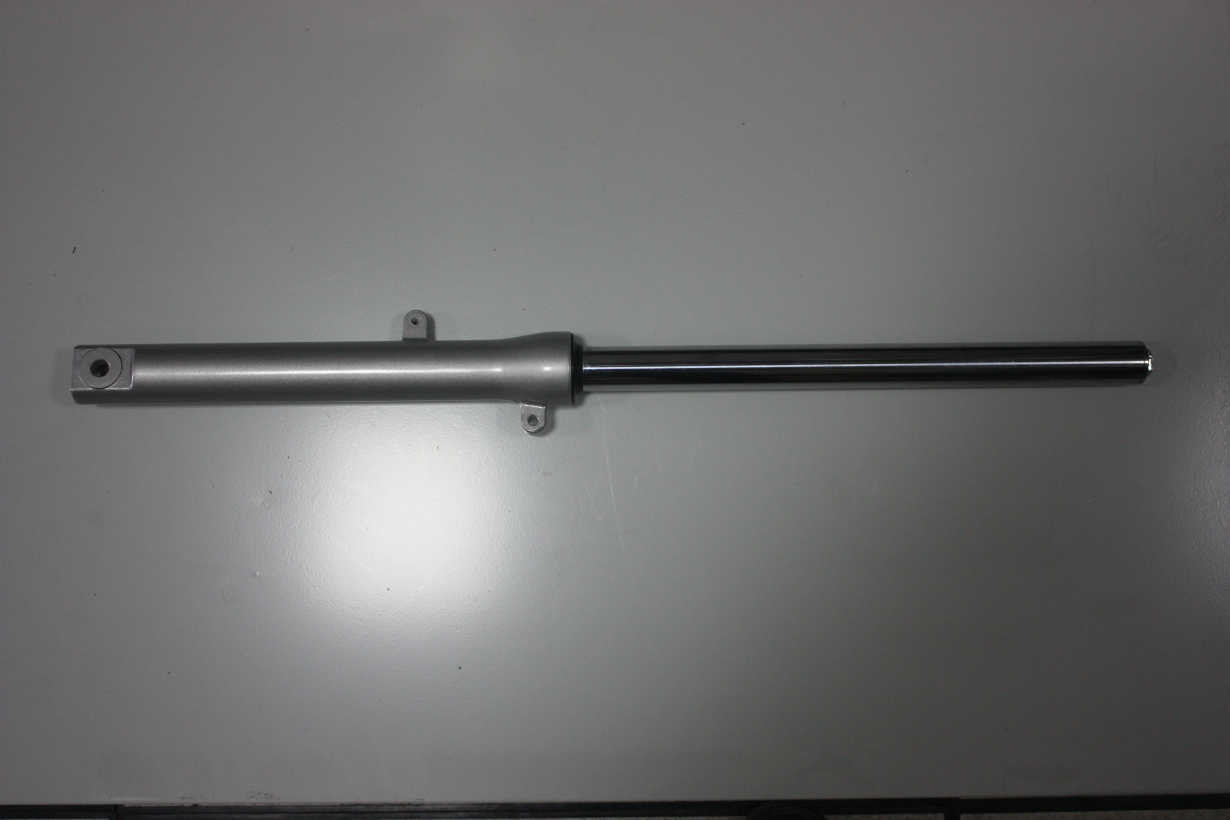 150-G ÖN AMORTİSÖR SOL