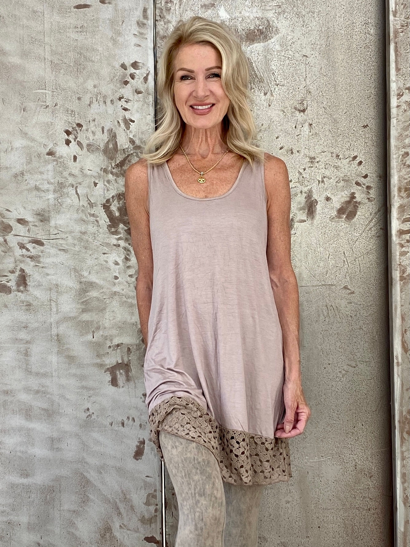 Parker longer layering tank soft Mocha