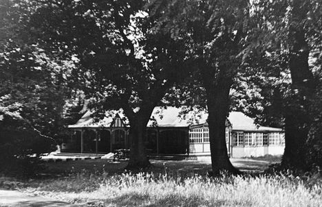 TEA HOUSE 1970’s