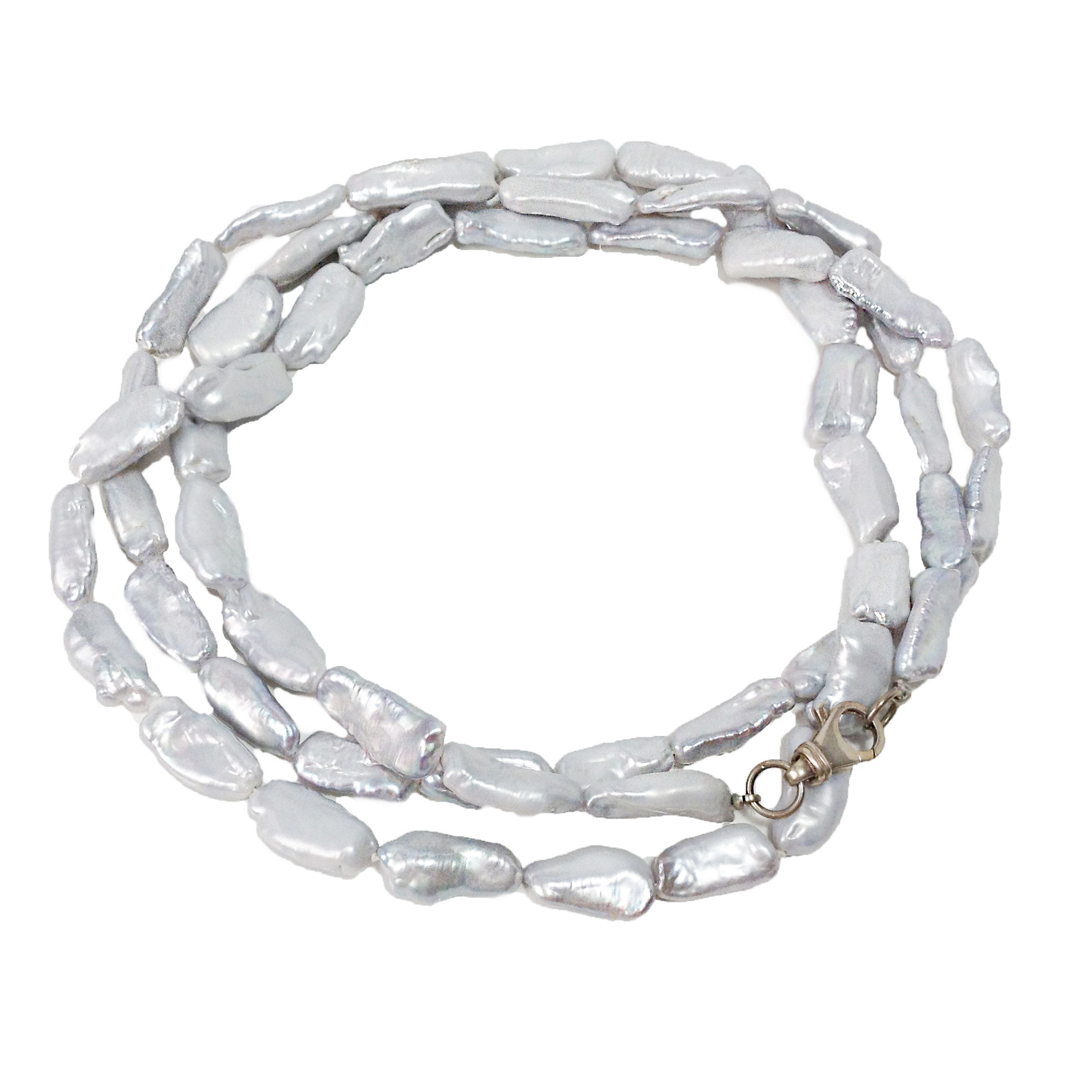 MODERN TRIPLE WRAP GREY PEARLS