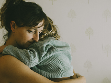Por Que as Crianças Choram Mais Quando Estão com a Mãe?