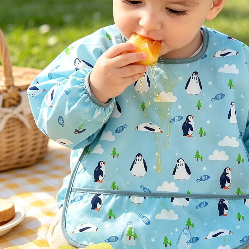 Thumbnail: Little Mess-Free Feeding Bib