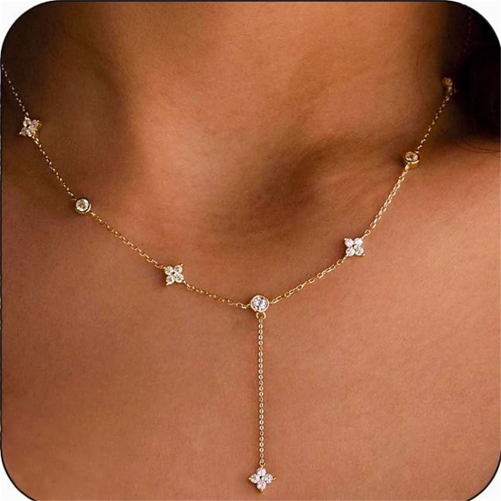 Thumbnail: Mayfair Glow Necklace