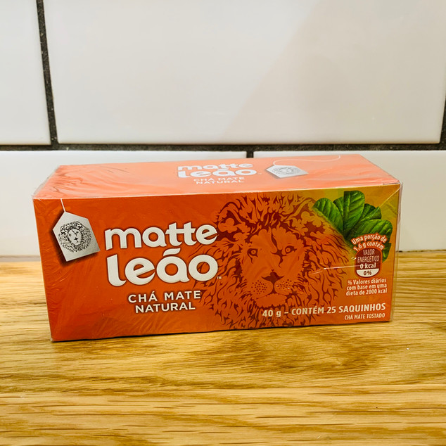 MATTE LEAO