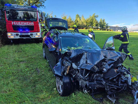 Einsatz VU Aufräumarbeiten