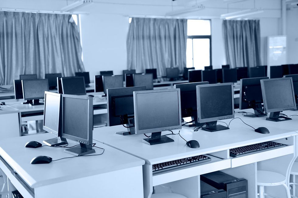 sala-de-informatica-laboratorio-de-informatica-computadores-escola-desktop.jpg