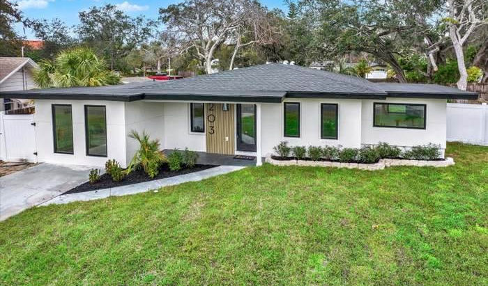 Stop Overpaying! The Insider's Guide to Home Builders in Palm Harbor, FL That Actually Deliver