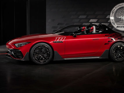 Mercedes-AMG revela o supercarro PureSpeed com Hamilton e Russell
