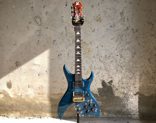 B.C.RICH 
