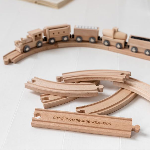 Figure 1: Example train set with modular design