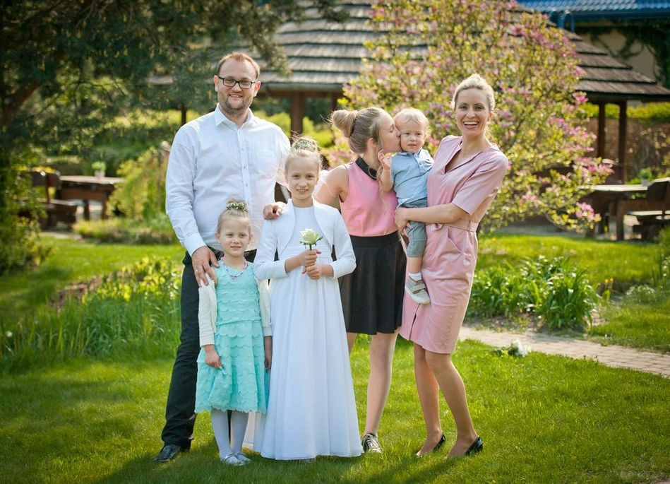 18595498_1723396551009791_5587167482920186627_o (1).jpg