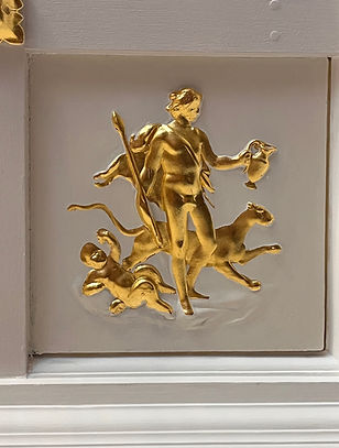 Gilding ceiling plaque