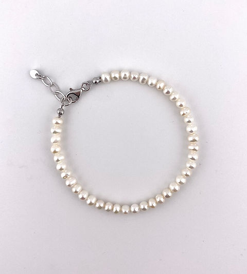 Bracciale di perle: eleganza naturale e idea regalo