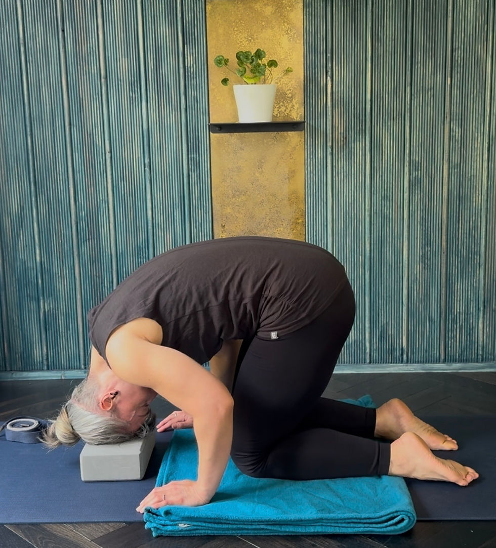 Rabbit Pose: yoga for the head, neck and shoulders