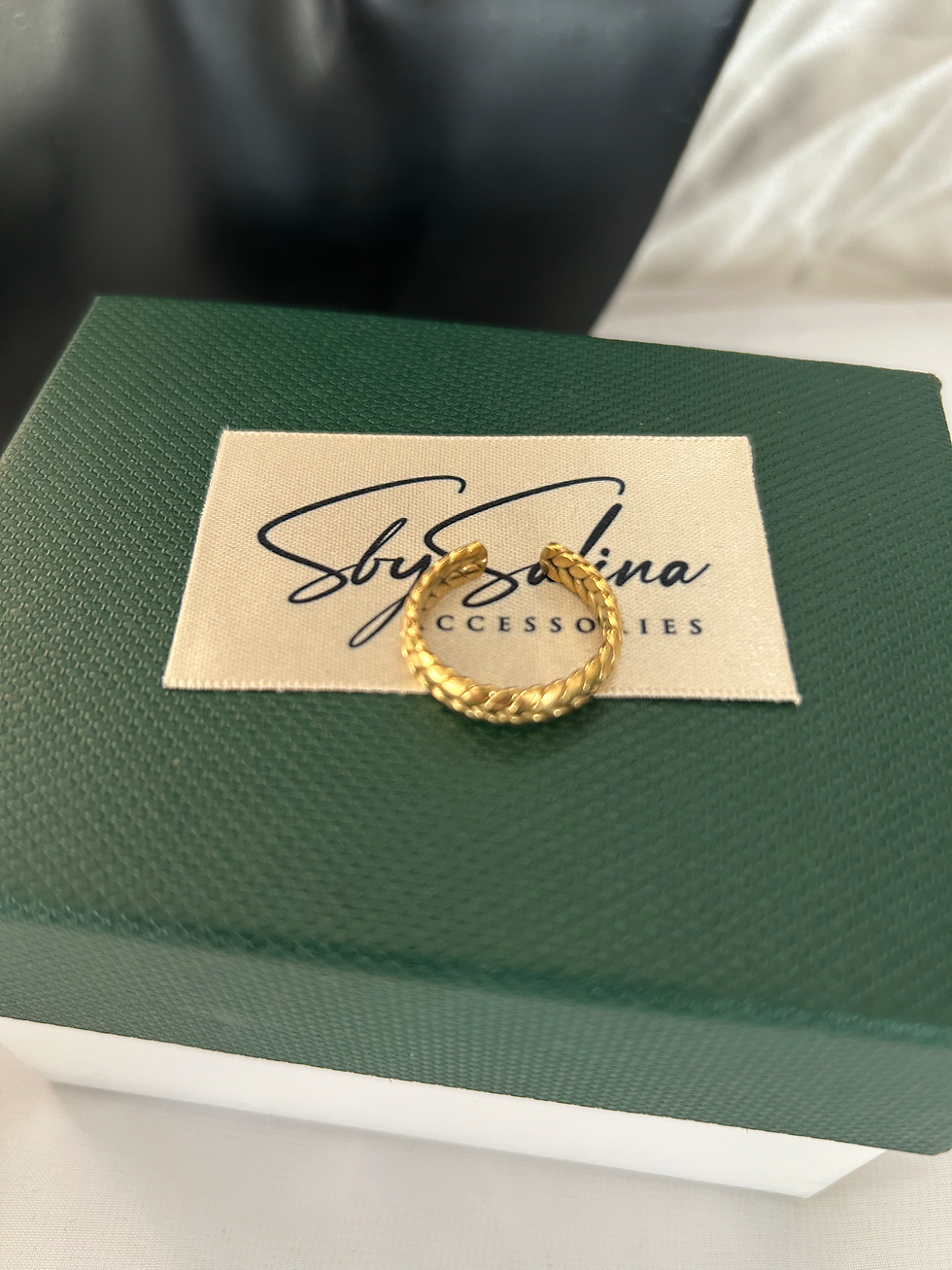 Thumbnail: Gold leaf One size Ring