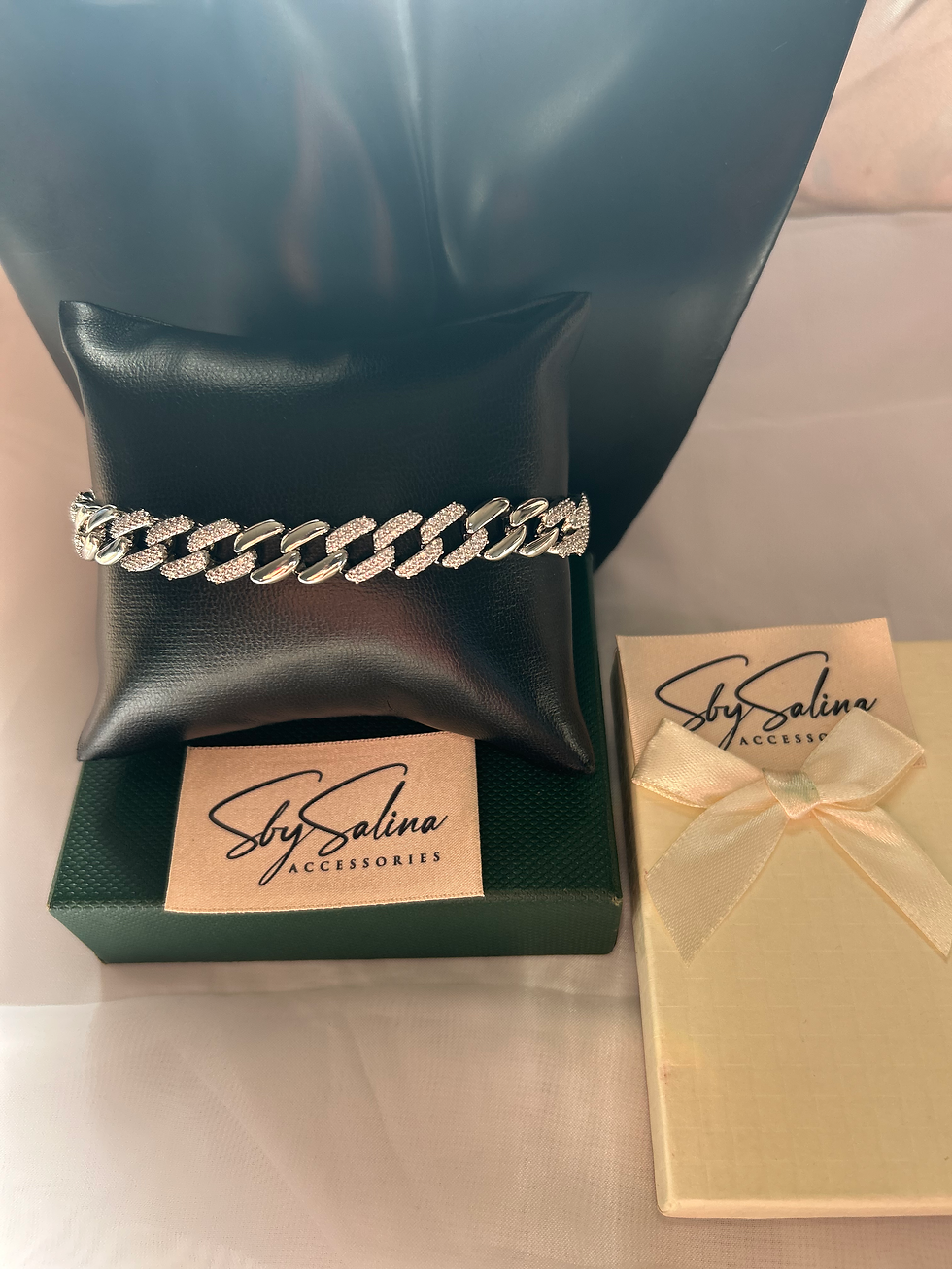 Thumbnail: Remi silver diamanté and plain bracelet