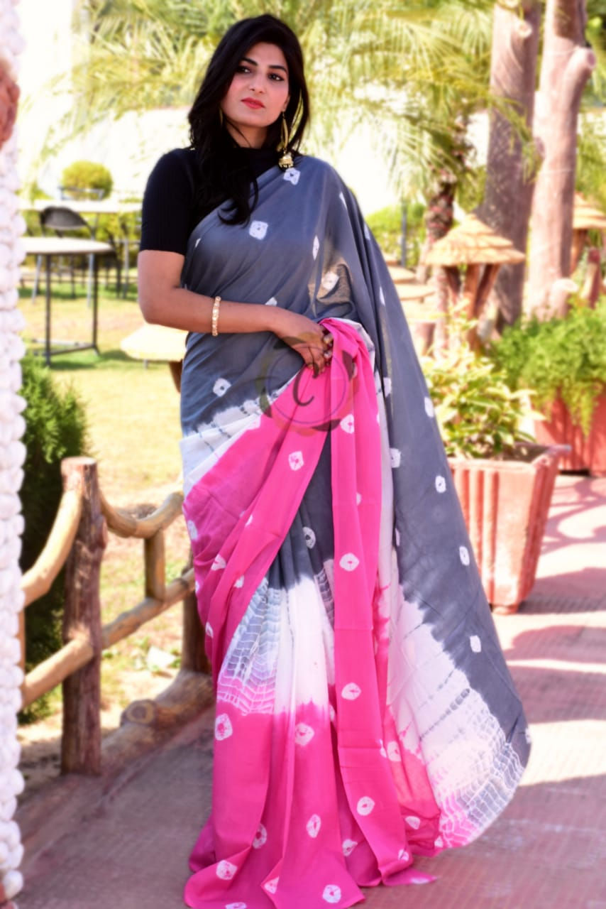 COTTON SAREES WITH BLOUSE 

PRICE.  Without pom pom 999 with pom pom