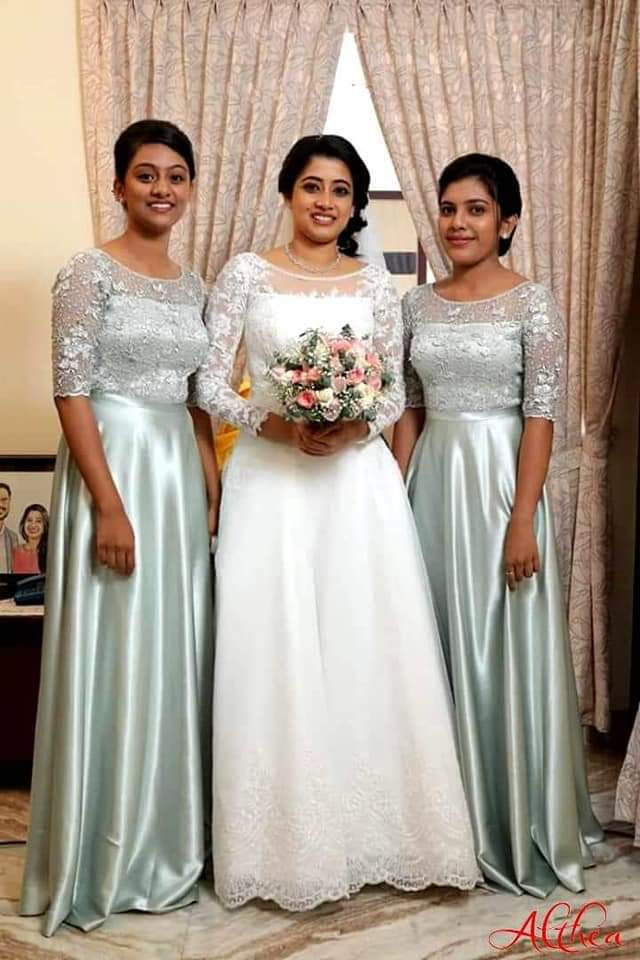 Wedding dress for flower girls 