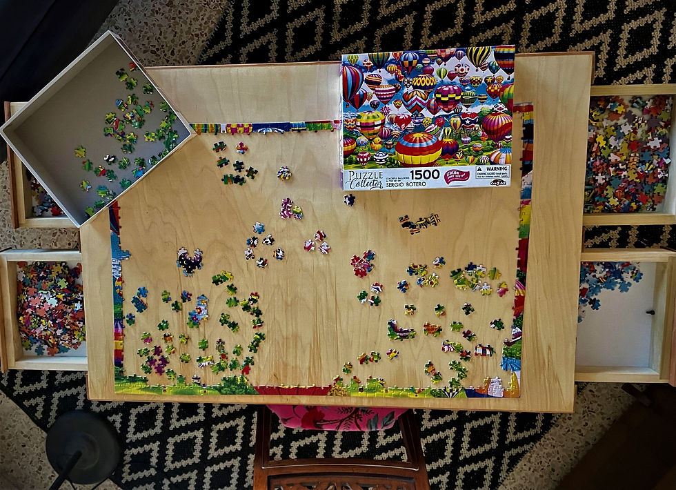 תמונה ממוזערת: שולחן לפאזלים