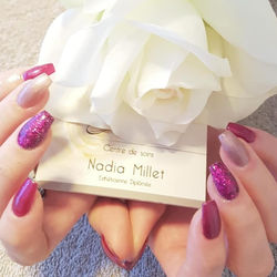 Ongles roses
