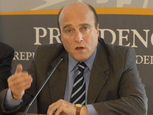 ANFA RECIBIO la DECLARACION de INTERES DEPARTAMENTAL a sus TORNEOS FIRMADA por el INTENDENTE Ing. D