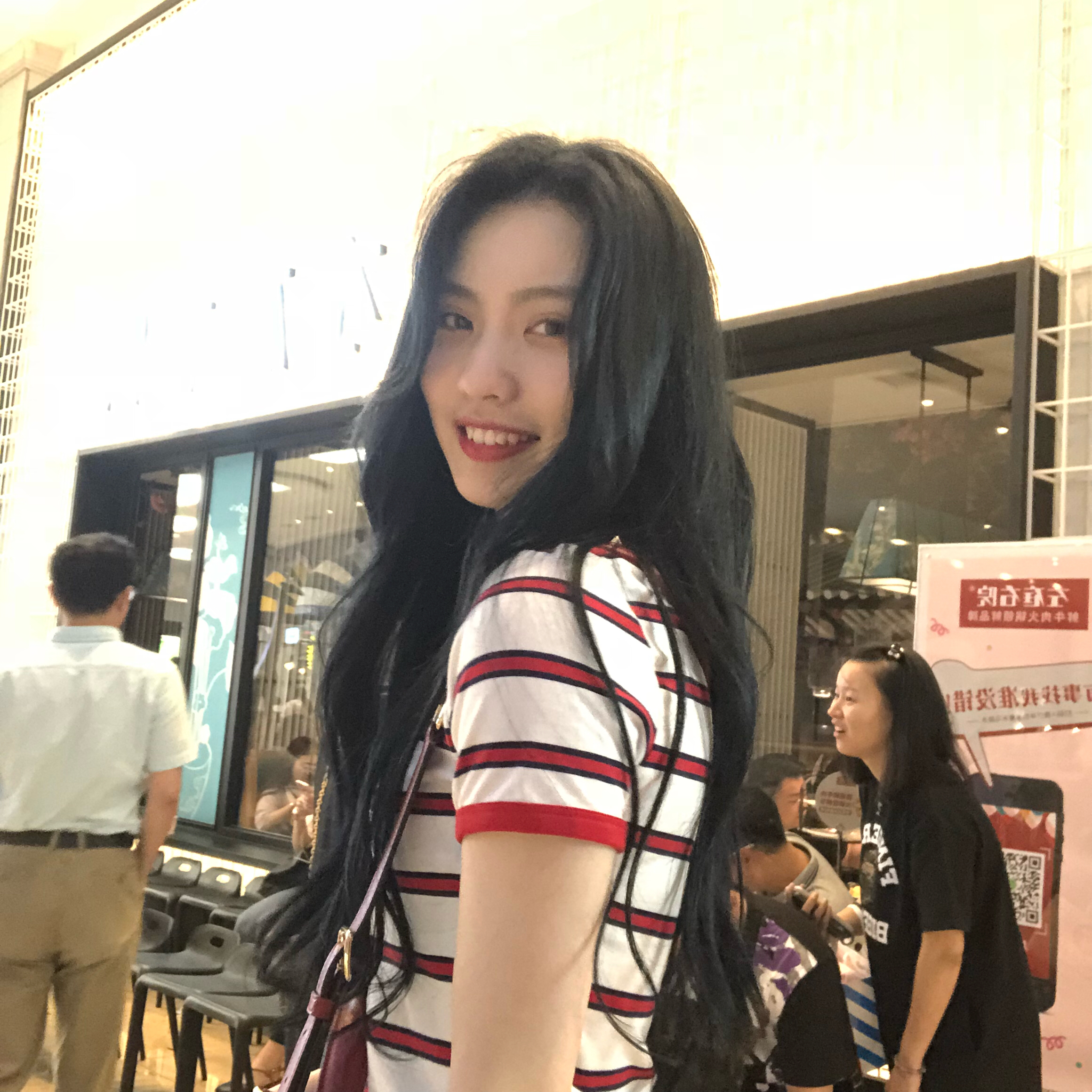 Yiwen (Lesley) Lu