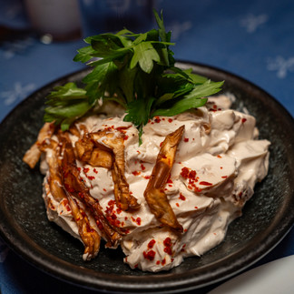 Ankara Çayyolu meze çeşitleri; günlük Girit ezme, atom ve zeytinyağlı taze mezeler.