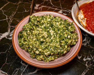 Ankara Çayyolu meze çeşitleri; günlük Girit ezme, atom ve zeytinyağlı taze mezeler.