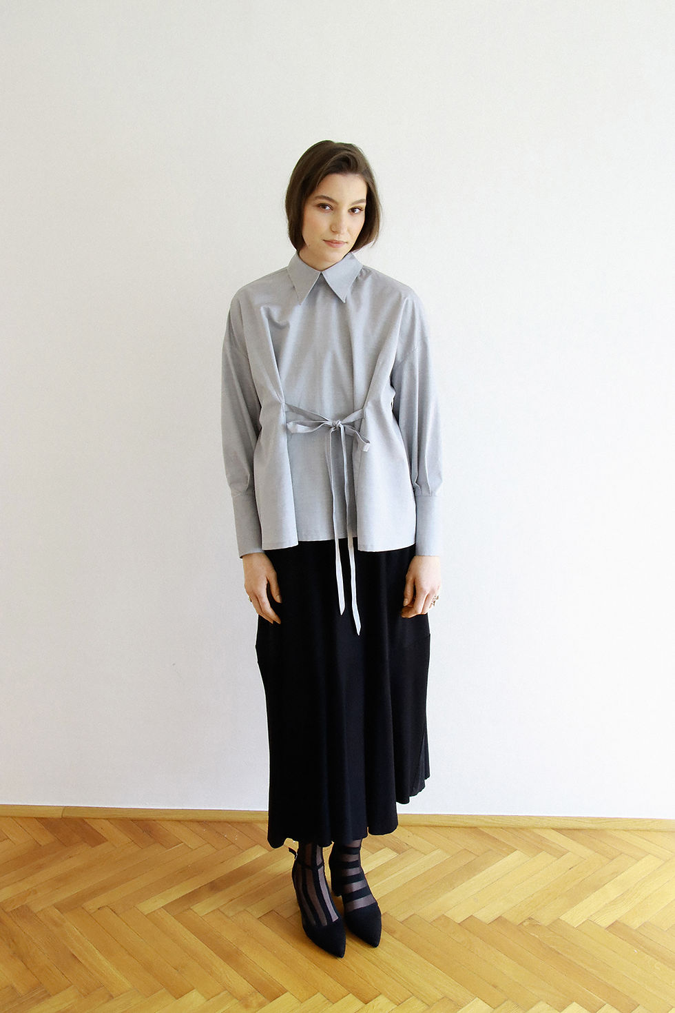 Thumbnail: ladies’ shirt with reversed opening in cotton fabric, made in the czech republic