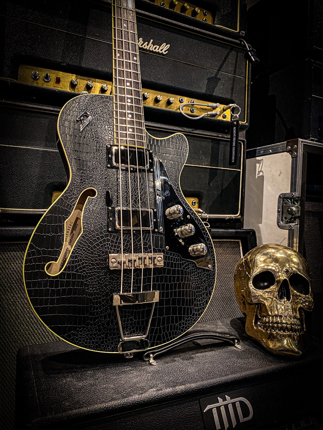 Duesenberg Starplayer Outlaw Bass