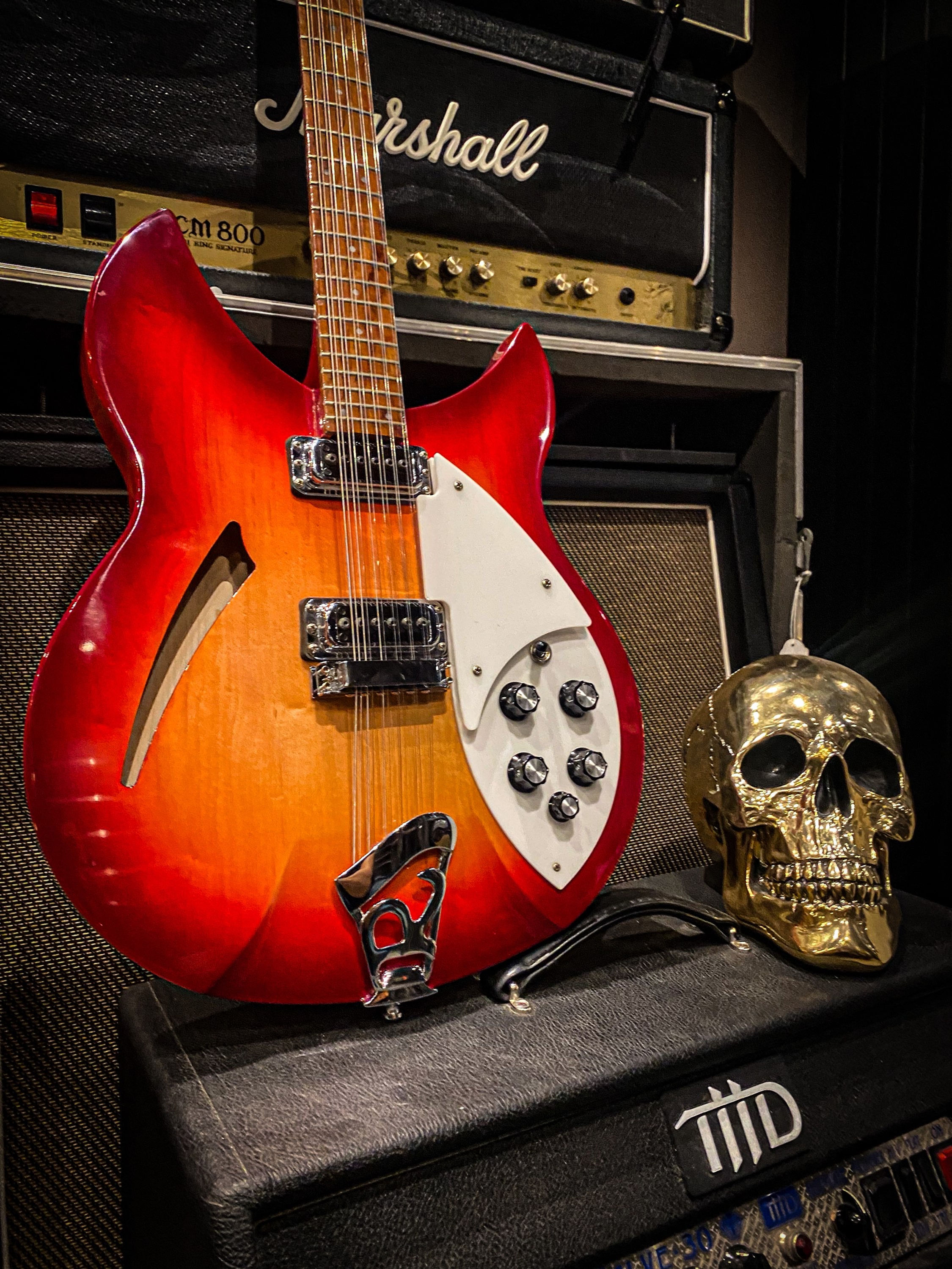 Rickenbacker 330/12 Fireglo 12 strings
