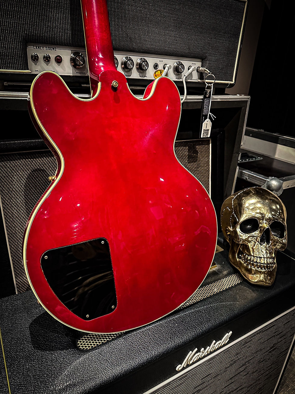 Thumbnail: Gibson BB.King Lucille 2001 signed 