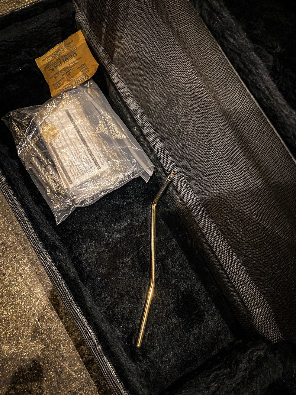 Thumbnail: Fender Hellecaster sold only with the two other model of the collection  