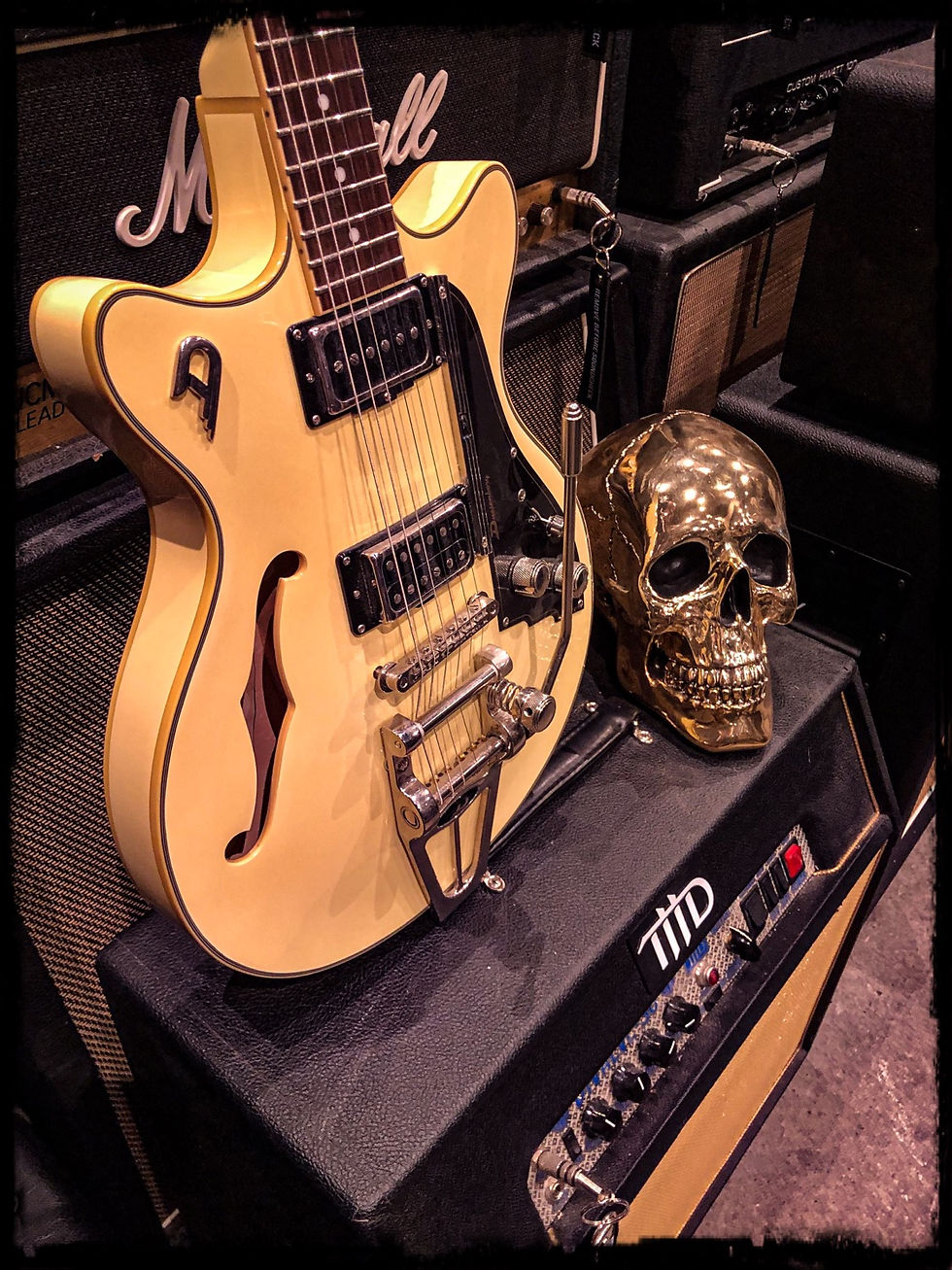 Dusenberg Fullertron TV VintageWhite